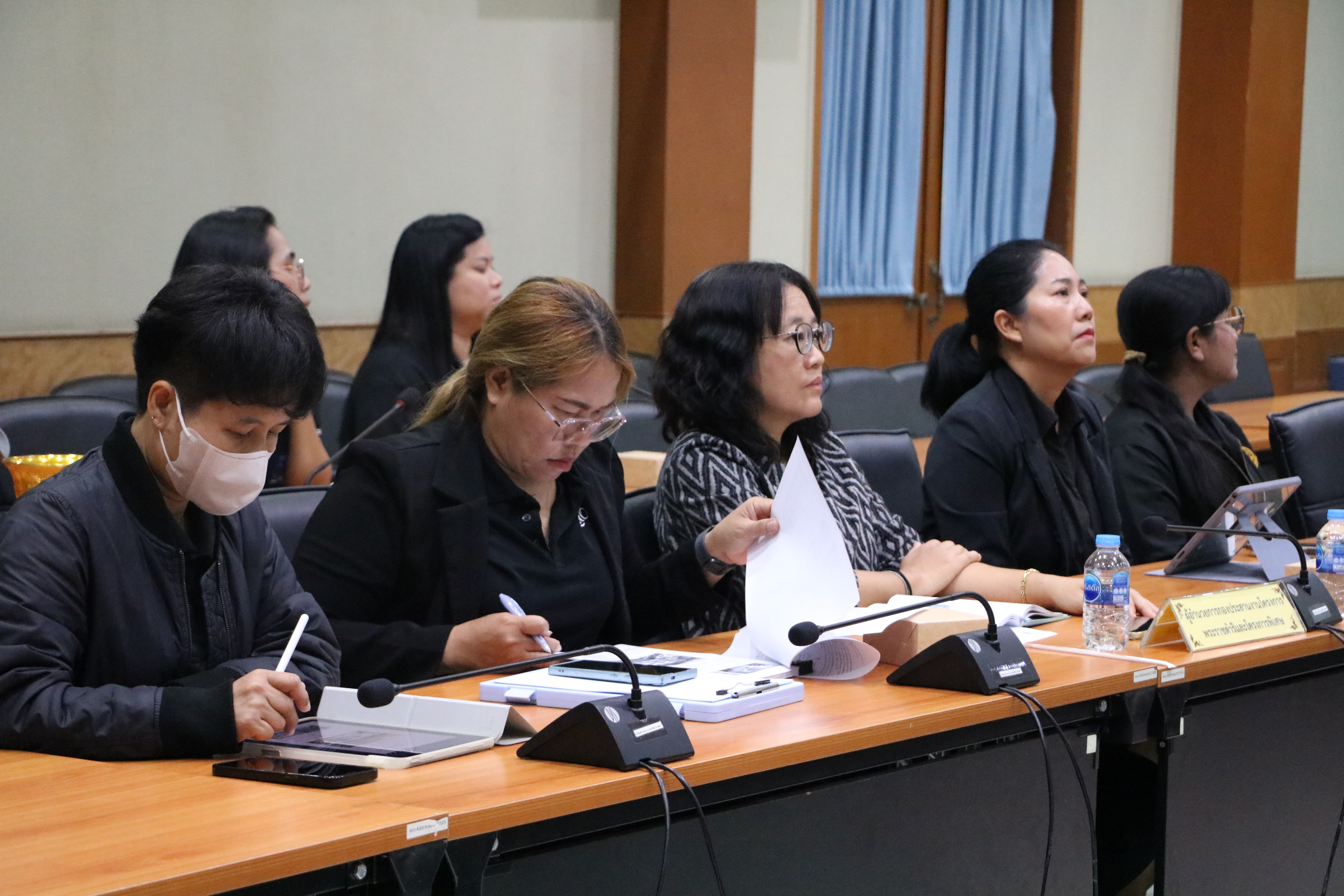 title - ส.ป.ก. ประชุมคณะกรรมการดำเนินการจัดพิธีประกาศเกียรติคุณผู้เกษียณอายุราชการ สำนักงานการปฏิรูปที่ดินเพื่อเกษตรกรรม ประจำปีงบประมาณ พ.ศ. 2569 ครั้งที่ 2/2569